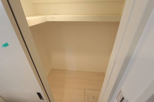 収納　１０２号室写真