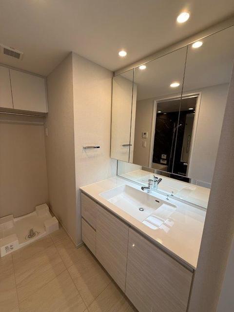 洗面設備　洗面化粧台