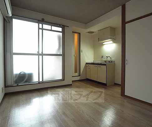 居室・リビング　ネコちゃんの飼育ＯＫです