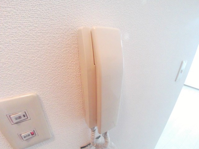 セキュリティ　来客がわかりますインターホン