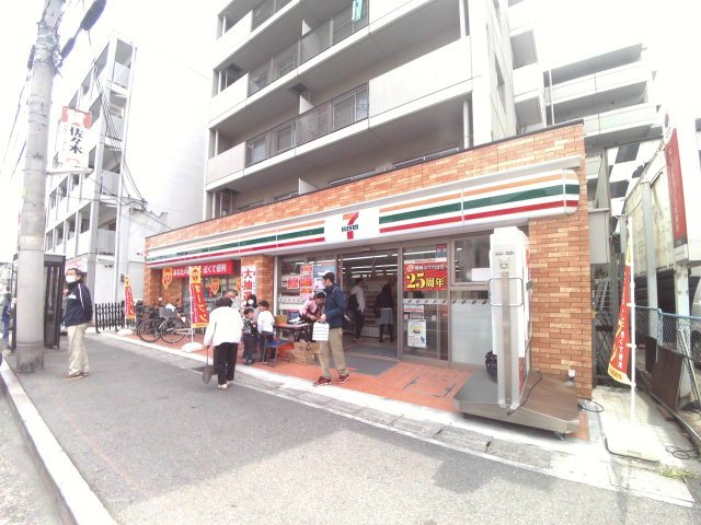 コンビニ　セブンイレブン神戸御影石町2丁目店（コンビニ）まで63m