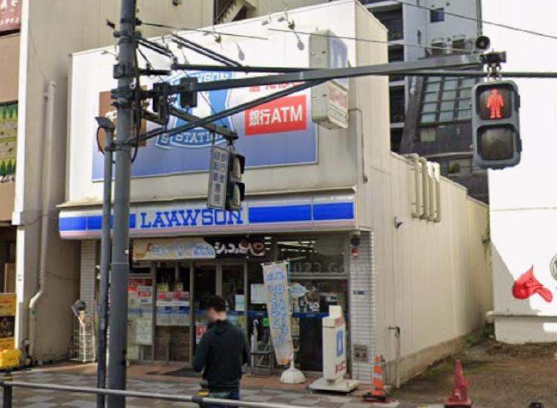 コンビニ　ローソン（コンビニ）まで70m