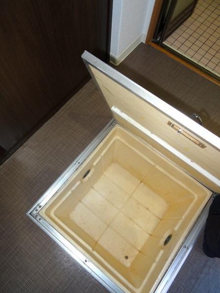 収納　★床下収納★