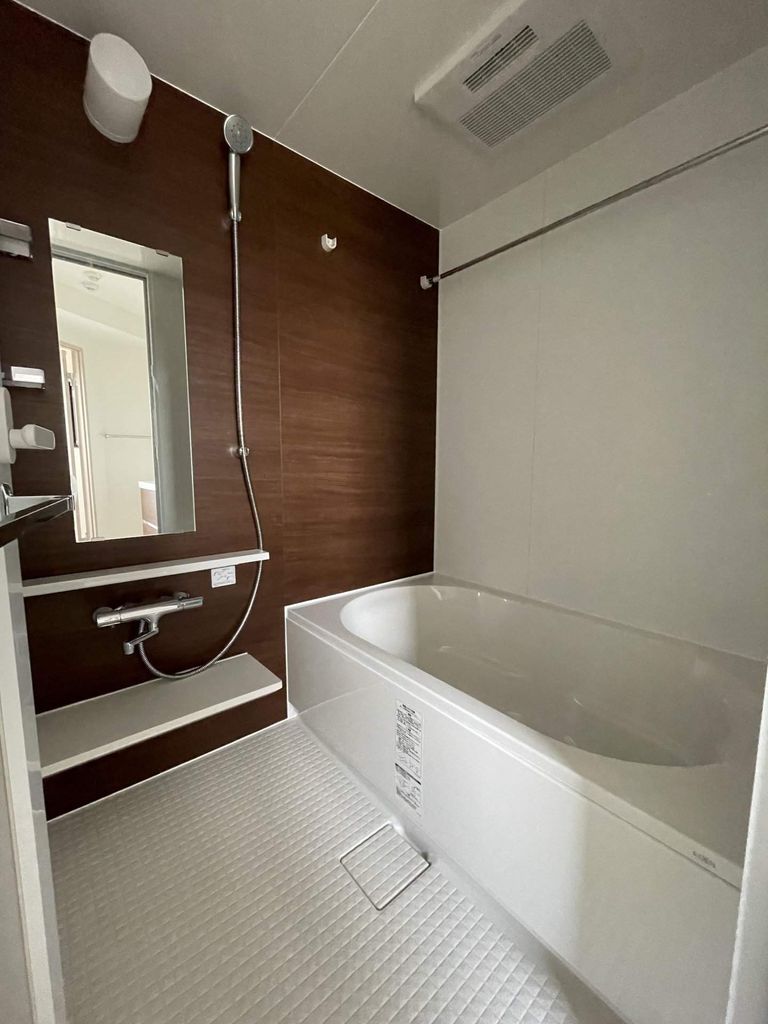 バス・シャワールーム　バス