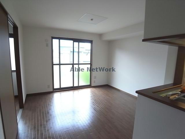 居室・リビング　※同物件別部屋写真