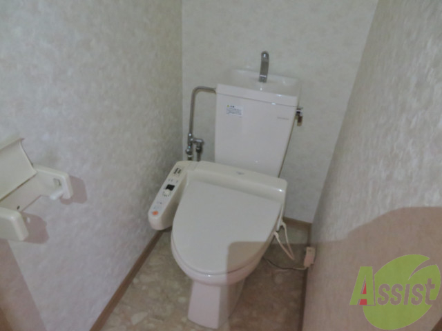 トイレ　トイレにはウォシュレットももちろんあります。