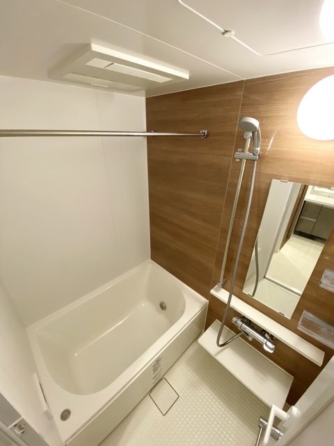 バス・シャワールーム