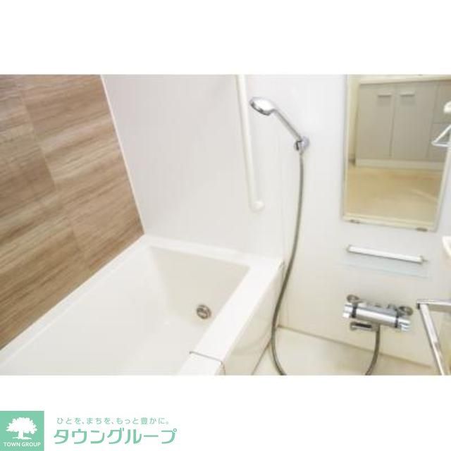 バス・シャワールーム　※写真は同タイプ住戸です。