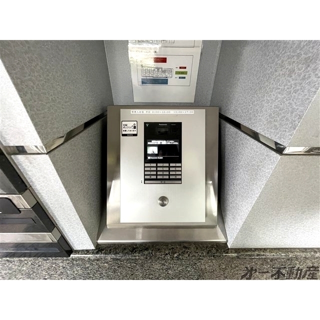 エントランス　オートロック