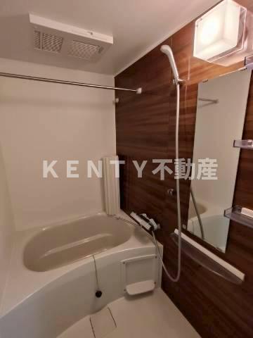 バス・シャワールーム　日々の疲れを癒すお風呂付です