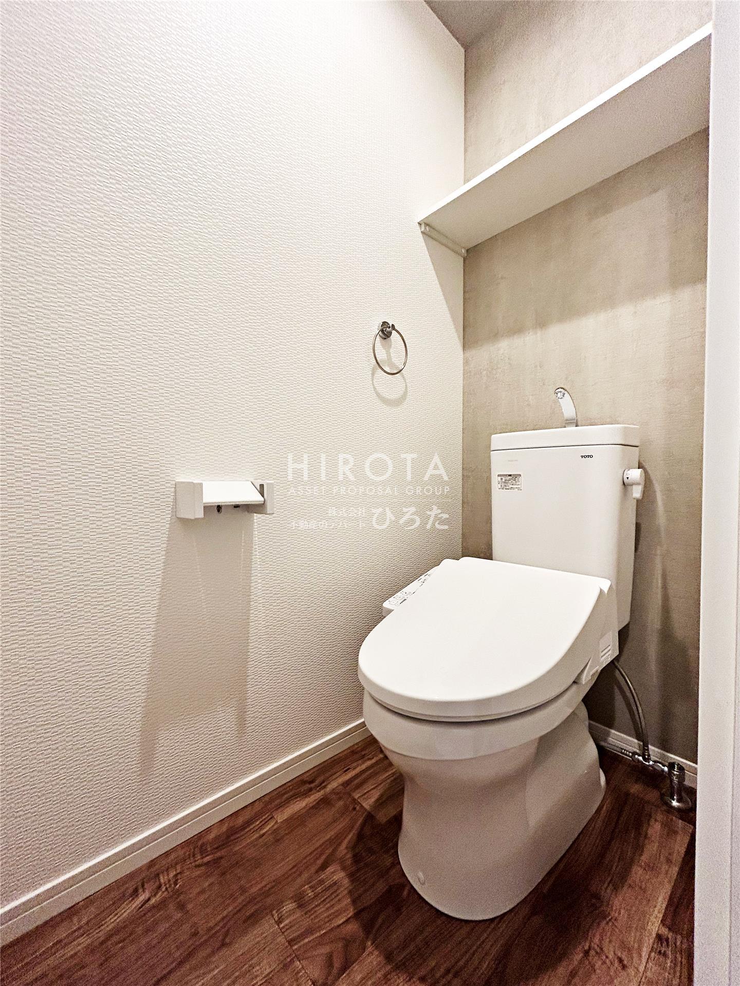 トイレ　※301号室　同仕様写真です。