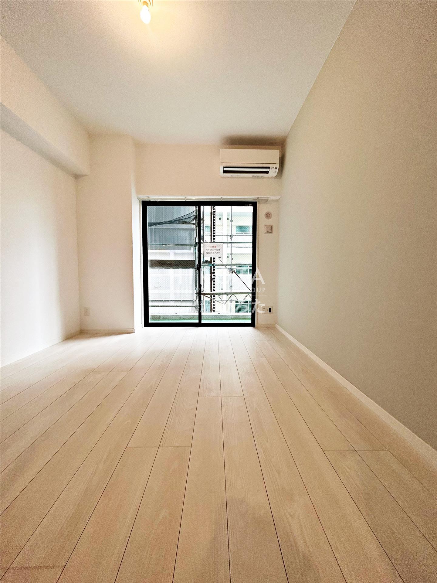 居室・リビング　※301号室　同仕様写真です。