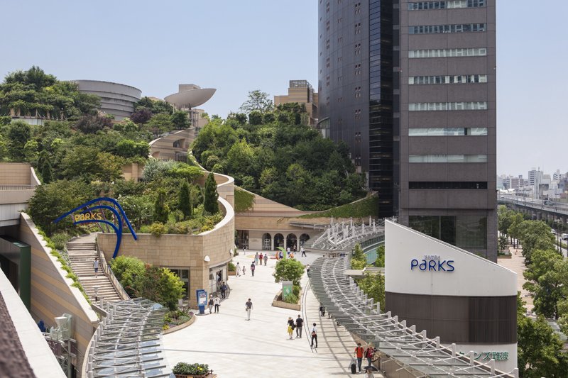 ショッピングセンター　なんばパークス（ショッピングセンター）まで799m