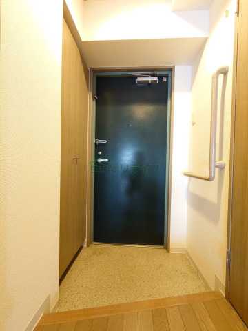 玄関　反転タイプ