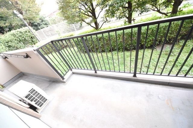 バルコニー　バルコニー
