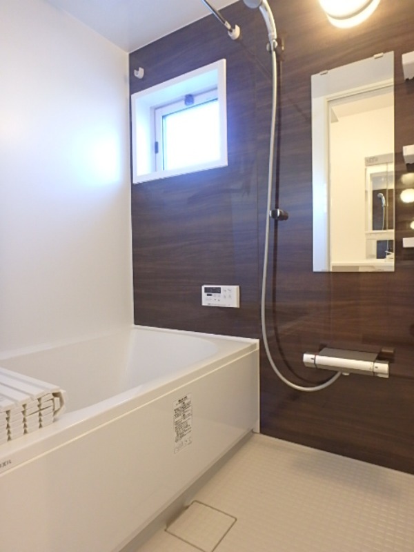 バス・シャワールーム　図面と現状に相違がある場合には現状を優先