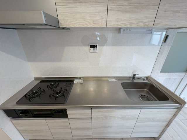 キッチン　※参考写真です。別部屋になります。