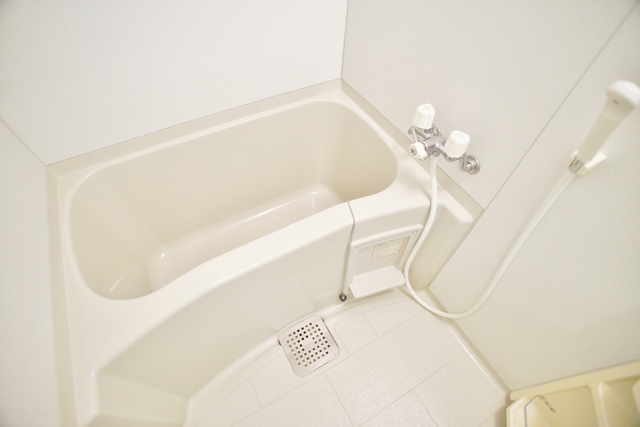 バス・シャワールーム　バスです