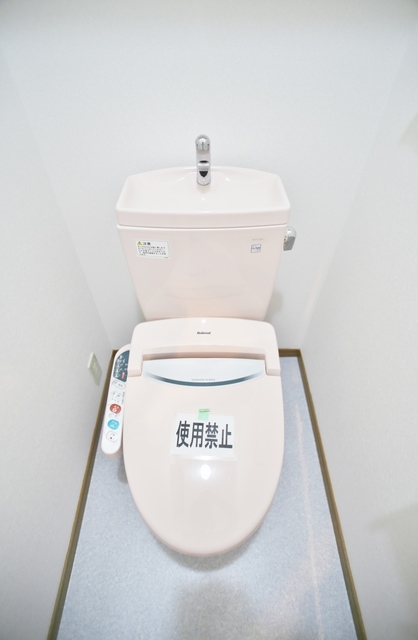 トイレ　清潔感のあるお手洗いです