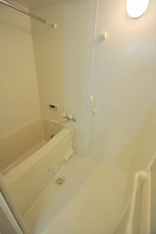 バス・シャワールーム　追焚・浴室乾燥機能完備