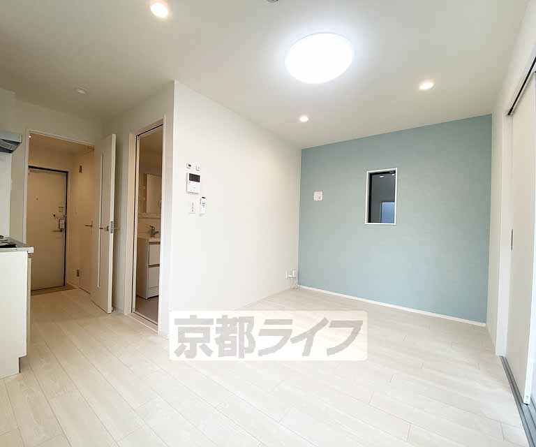 居室・リビング　落ち着いた雰囲気のお部屋です