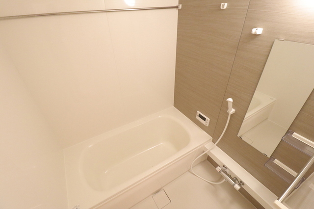 バス・シャワールーム　浴室