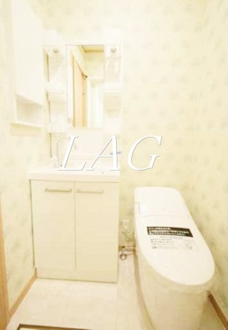 洗面設備　独立洗面台です。