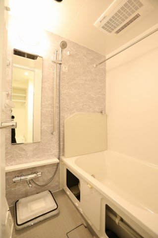 バス・シャワールーム　風呂