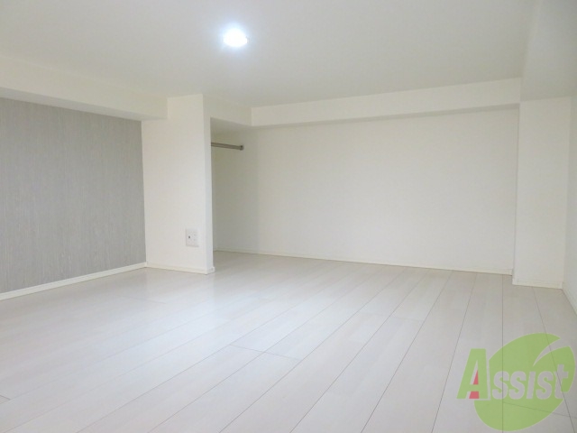 その他部屋・スペース　５．９帖のロフトは寝るスペースとしていかがでしょうか。