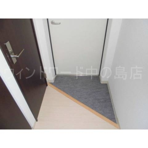 玄関　詳細は、ウィンドワード中の島店までご相談下さい。