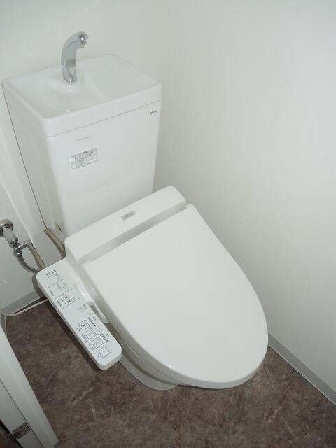 トイレ　※同物件参考写真