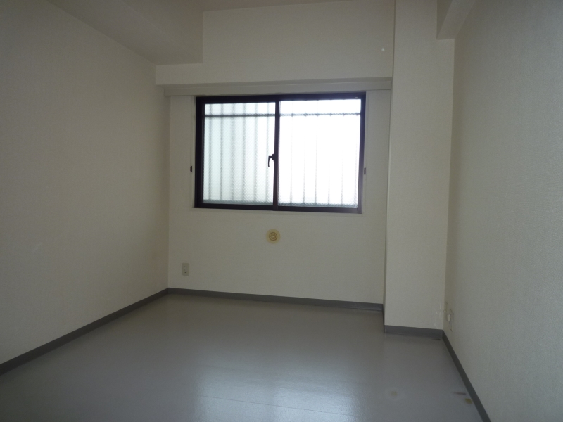 その他　※反転タイプの部屋の写真になります。