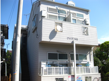 建物外観　外はこのようになっています