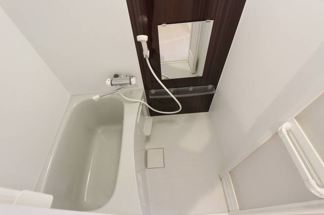 バス・シャワールーム　１０３号室内装写真参照