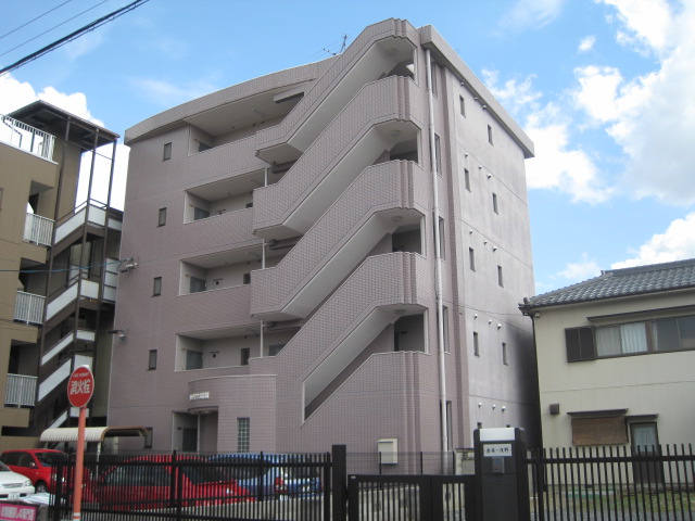 建物外観　レジデンス志賀