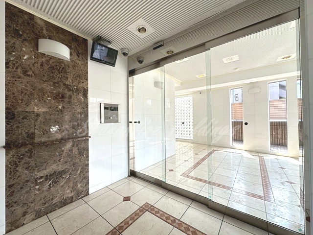 エントランス　キレイなエントランス☆