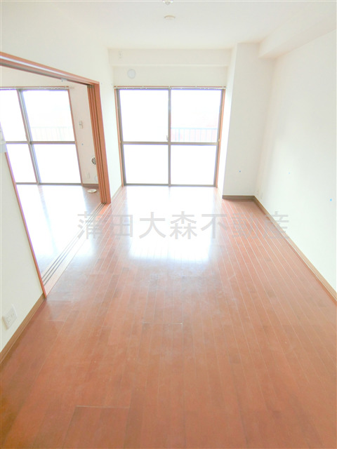 居室・リビング　LDK11.2帖のリビングダイニングキッチン