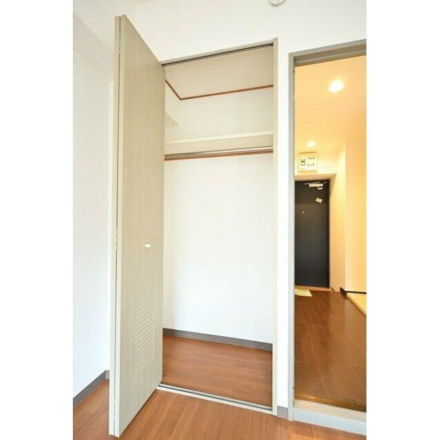 収納　クローゼット