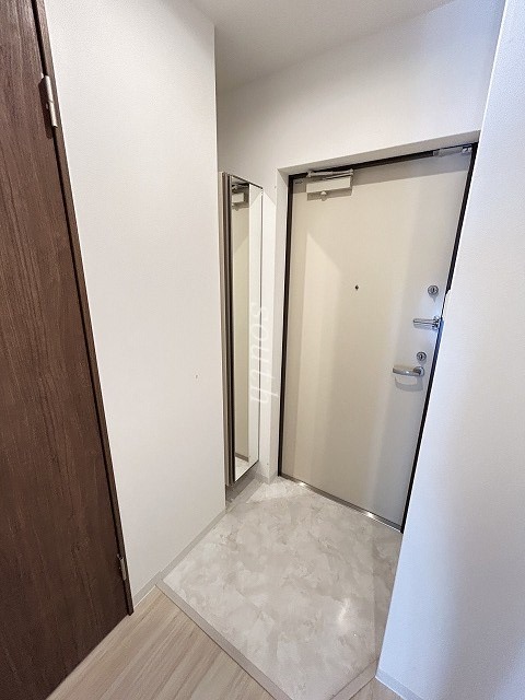 玄関　シューズＢＯＸ付きの玄関