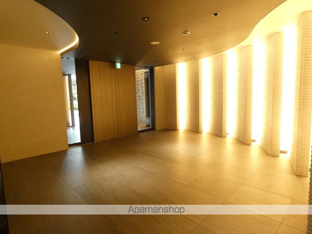 ロビー　ロビー