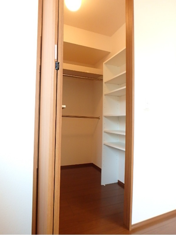 収納　図面と現状に相違がある場合には現状を優先