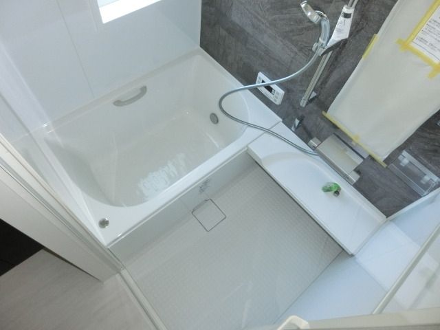 バス・シャワールーム　追い焚き機能　浴室換気乾燥機付き