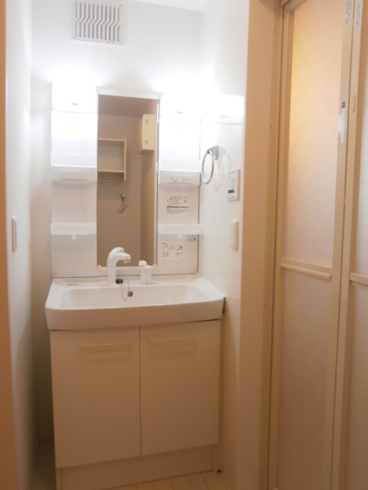 洗面設備　洗髪洗面化粧台