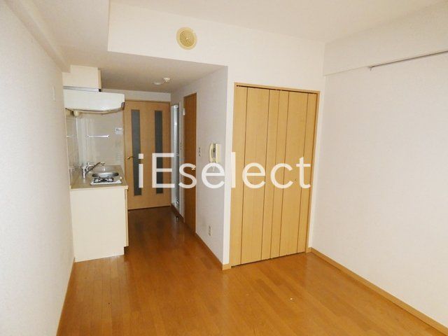 居室・リビング　南東向きのお部屋です