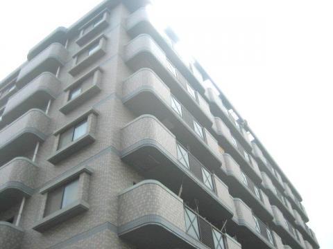 建物外観　オートロック・エレベーターあり！