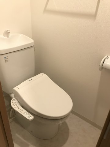 トイレ　※参考写真