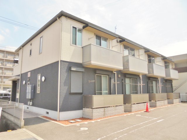 建物外観　クレセントハイム A棟・軽量鉄骨造