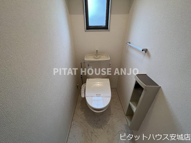 トイレ　参考写真