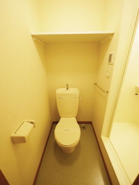 トイレ　イメージ