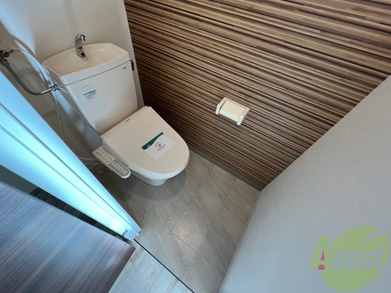 トイレ　こちらはトイレです。清潔感があり、安心して使用できます。